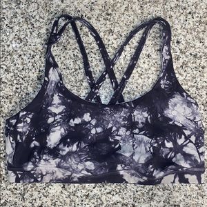 Lululemon Free To Be sports bra